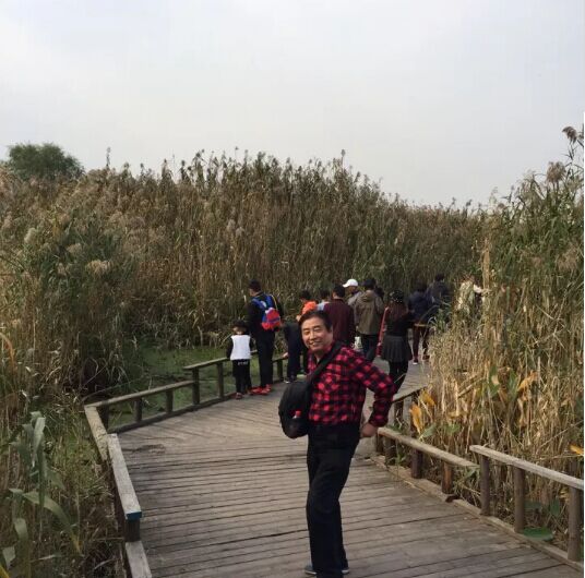 following the trace of Yangtze river in hte reeds track.jpg